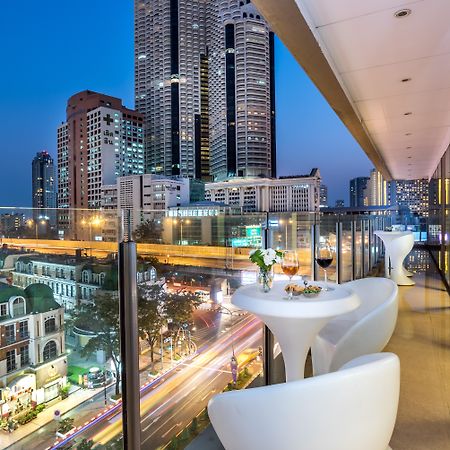 Hilton Garden Inn Bangkok Silom Екстериор снимка